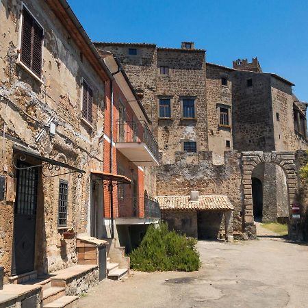 Casa Vacanze La Piazzetta Del Castello Montecalvello 外观 照片